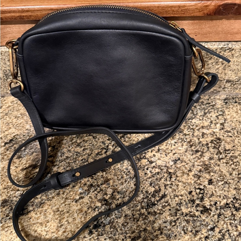 Madewell Black Leather Crossbody Bag with Gold Accents NWT